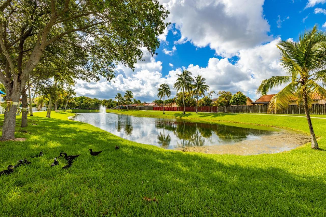 Luxurious And Cozy Townhouse 3 Bedrooms 2.5 Bath Miami Extérieur photo